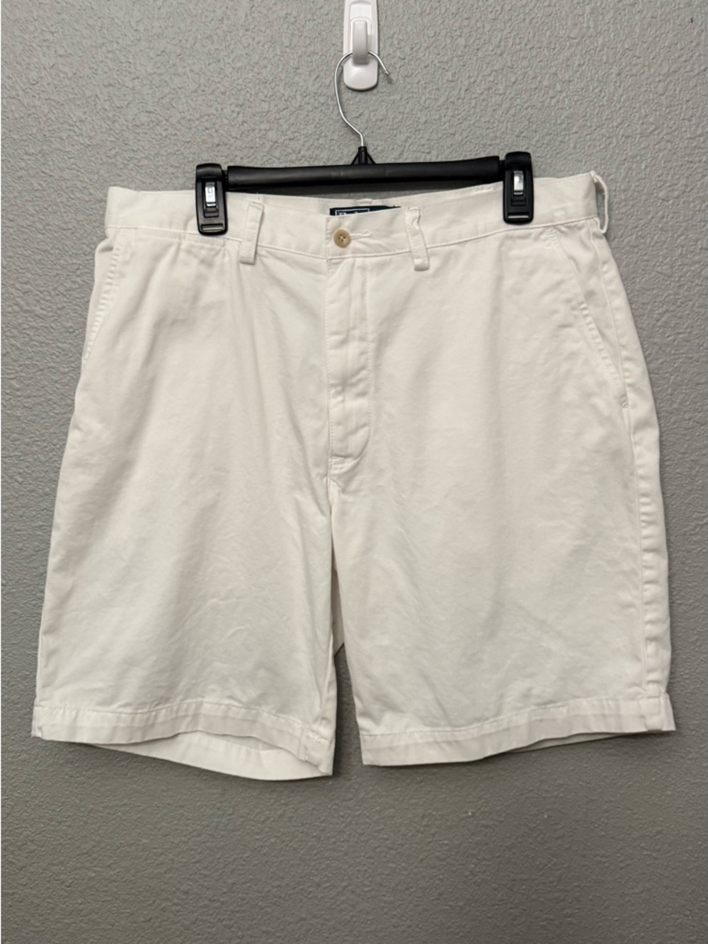 Polo Ralph Lauren Classic Chino Shorts in White size 35 Waist and 9” inseam
